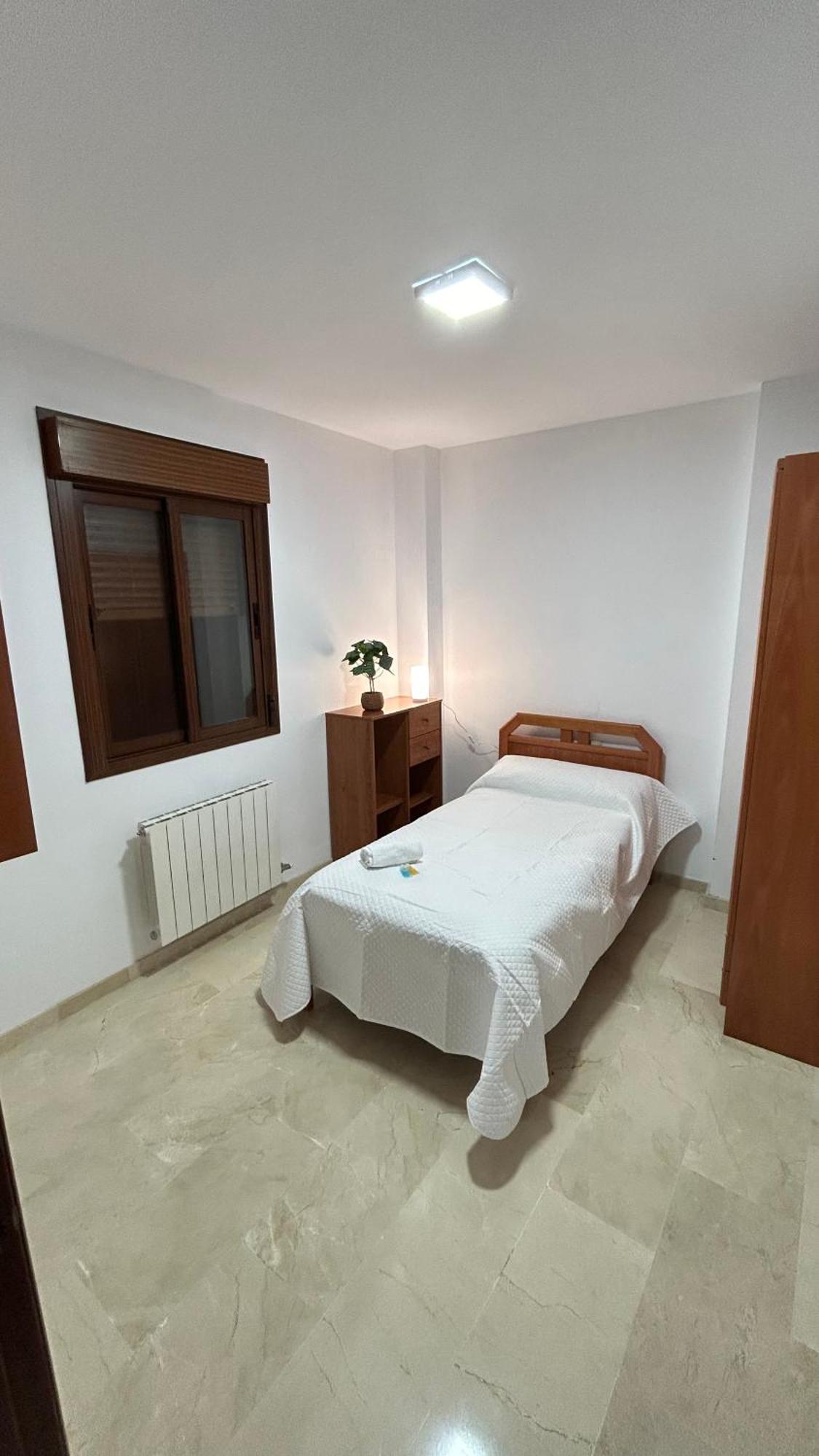דירות Jaén Piso Compartido Delyrent En San Ildefonso מראה חיצוני תמונה
